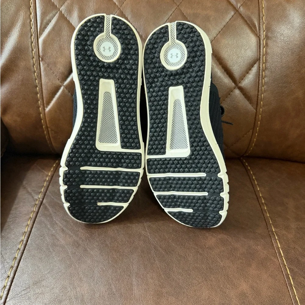 Under Armour HOVR SLK EVO Women’s Sneakers - Picture 4 of 11